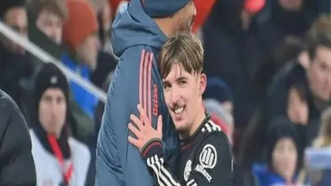 意甲焦点对决：热那亚激战卡利亚里，8选7独家预测，锁定胜利之匙！