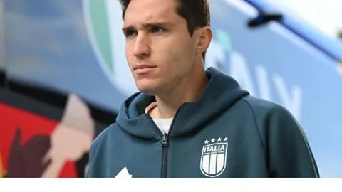 欧国联冠军意义重大，拉亚剖析小蜘蛛二次触球技巧：规则先行